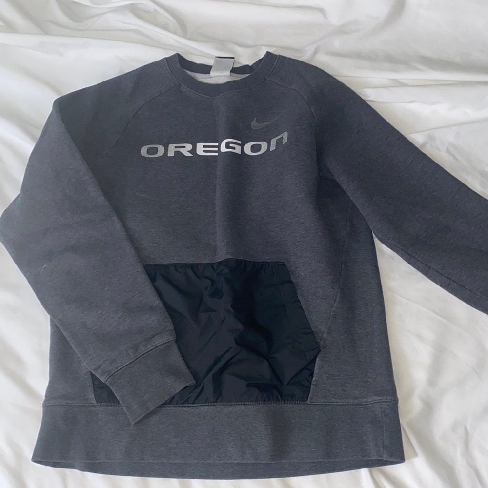 Oregon nike sweater